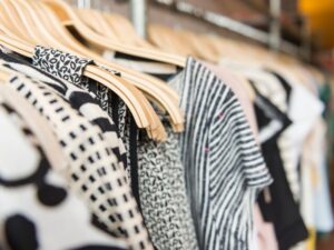 90s Fashion Women: A Nostalgic Dive into Iconic Trends