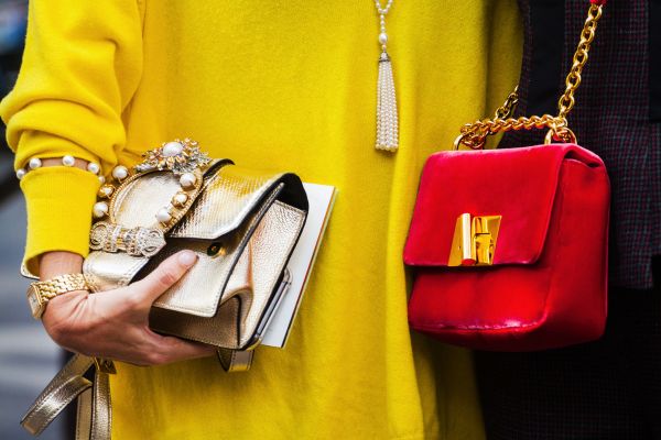 how to become a fashion designer