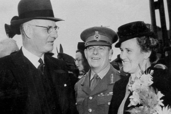 impact of world wars on fashion