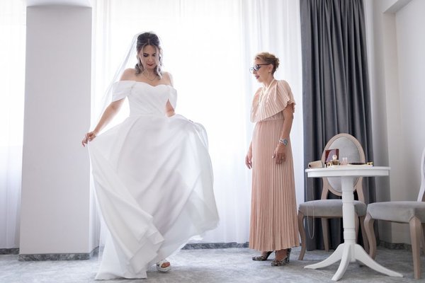 mother of the bride outfit ideas