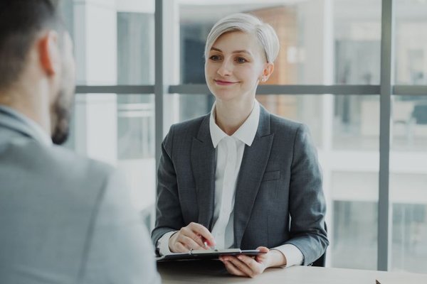 what to wear to a job interview women
